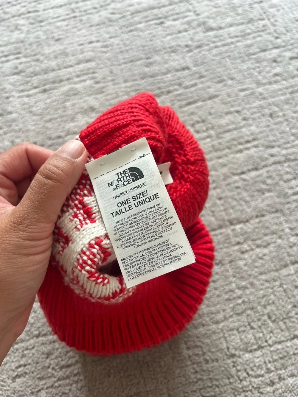 The North Face Retro Cabin Beanie, Red and White